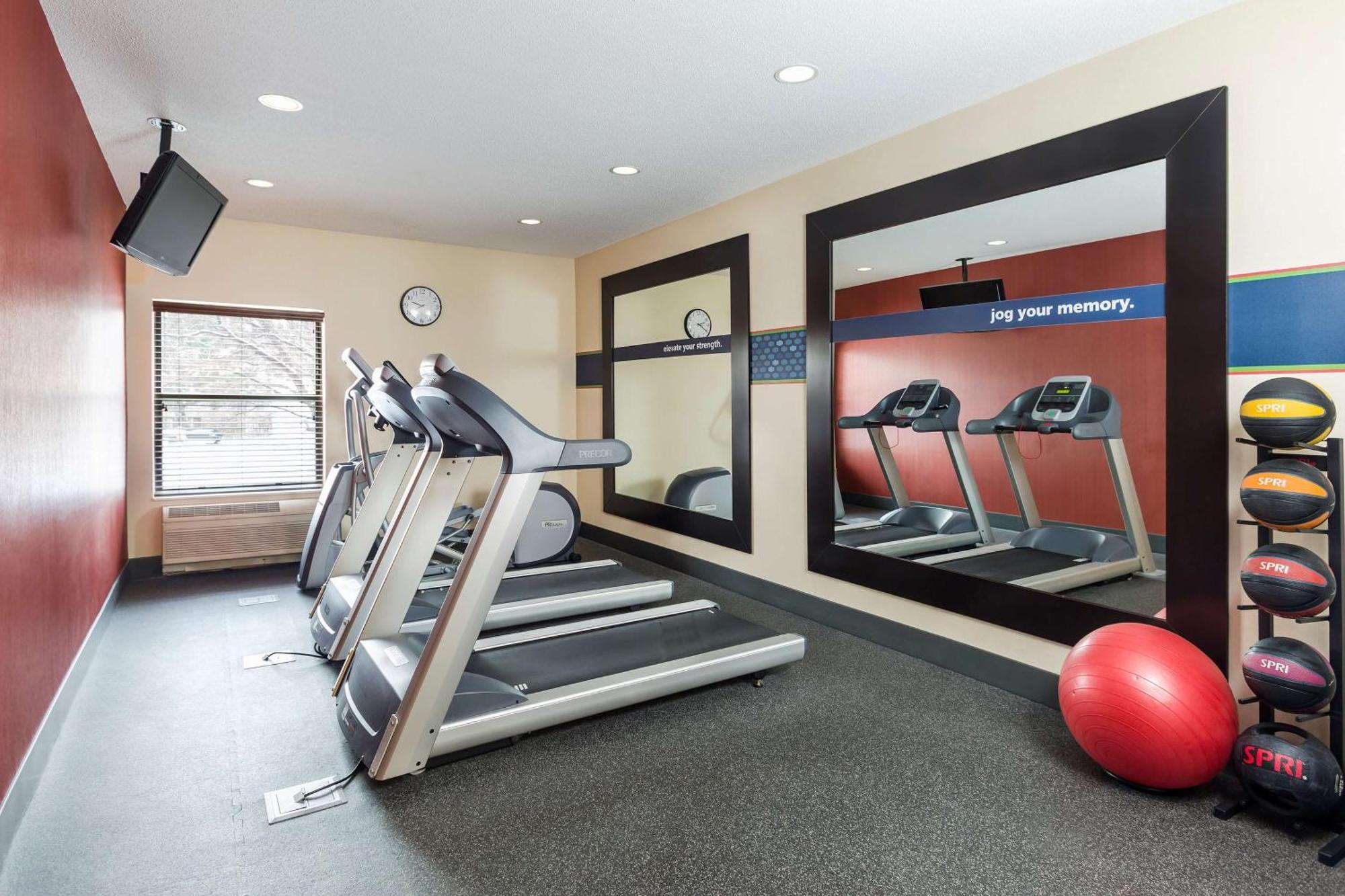 Hampton Inn Minneapolis-Burnsville Exterior photo